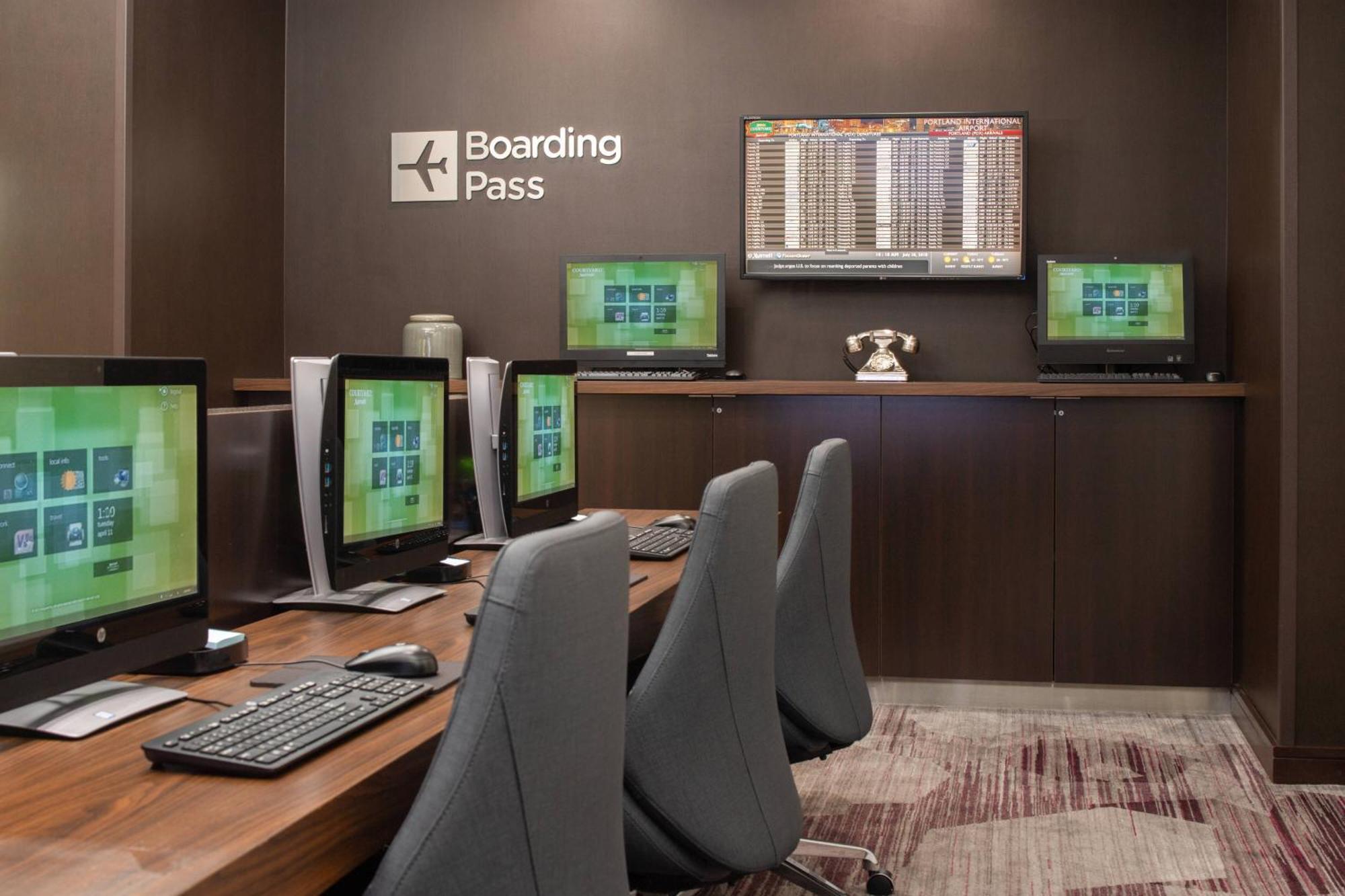 Hotel Courtyard By Marriott Portland Airport Exterior foto